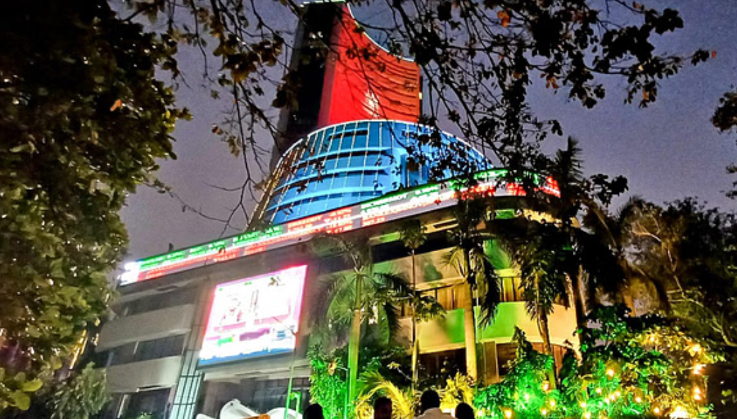 स्टॉक मार्केट पर दिखा भारत और पाकिस्तान के बीच तनाव का असर, गिरावट के साथ सेंसेक्स और निफ्टी की शुरुआत…