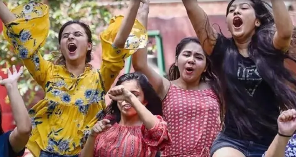 केंद्रीय माध्यमिक शिक्षा बोर्ड (CBSE) ने कक्षा 12वीं के नतीजे किए घोषित, कुल 88.39% छात्र पास…