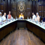 लोकभवन में योगी कैबिनेट की अहम बैठक