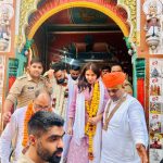 पत्नी अनुष्का संग राममंदिर और हनुमानगढ़ी दर्शन करने अयोध्या पहुंचे विराट कोहली