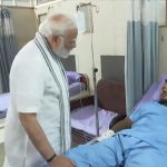 एक मात्र बचे यात्री से मिले पीएम मोदी