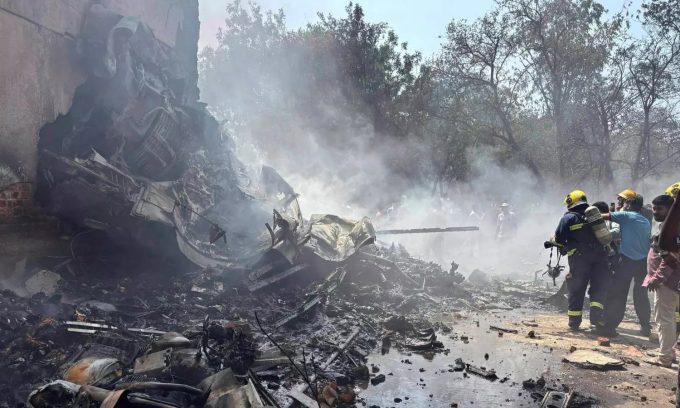 अहमदाबाद विमान हादसा