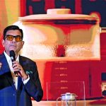 सर्दियों में कैसे बनाएं परफेक्ट, स्वादिष्ट और हेल्दी चाय? संजीव कपूर ने बताया आसान तरीका