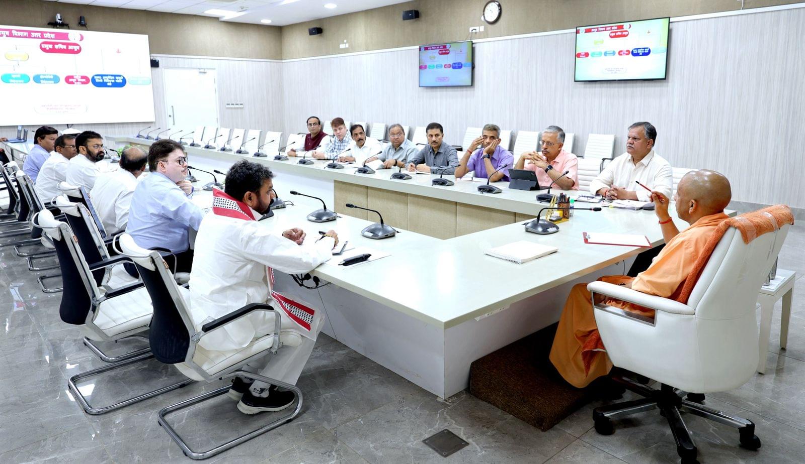 आयुष विभाग की उच्चस्तरीय समीक्षा बैठक