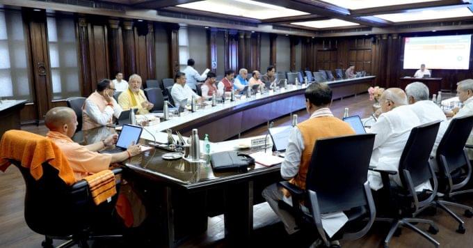 मुख्यमंत्री योगी आदित्यनाथ की अध्यक्षता में हुई कैबिनेट बैठक