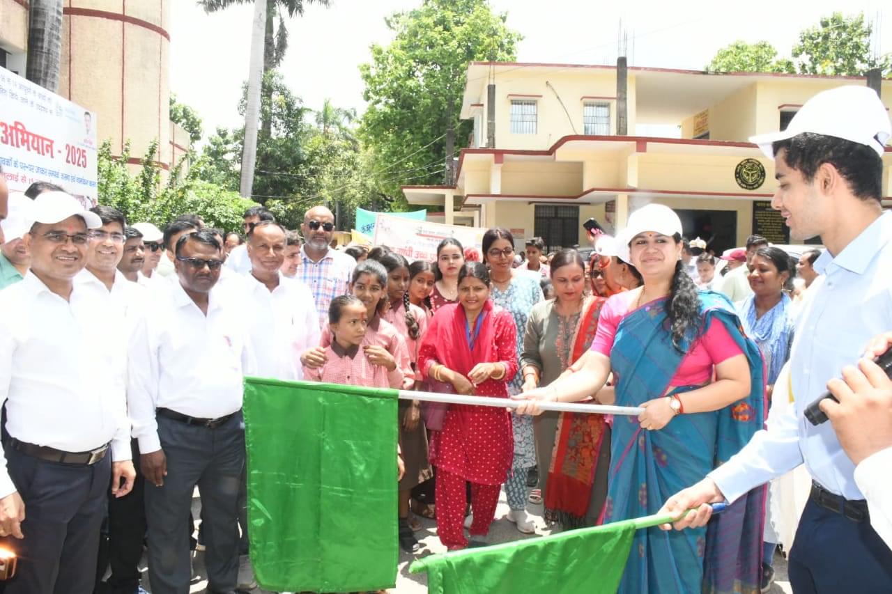 स्कूल चलो अभियान द्वितीय चरण देवरिया 2025