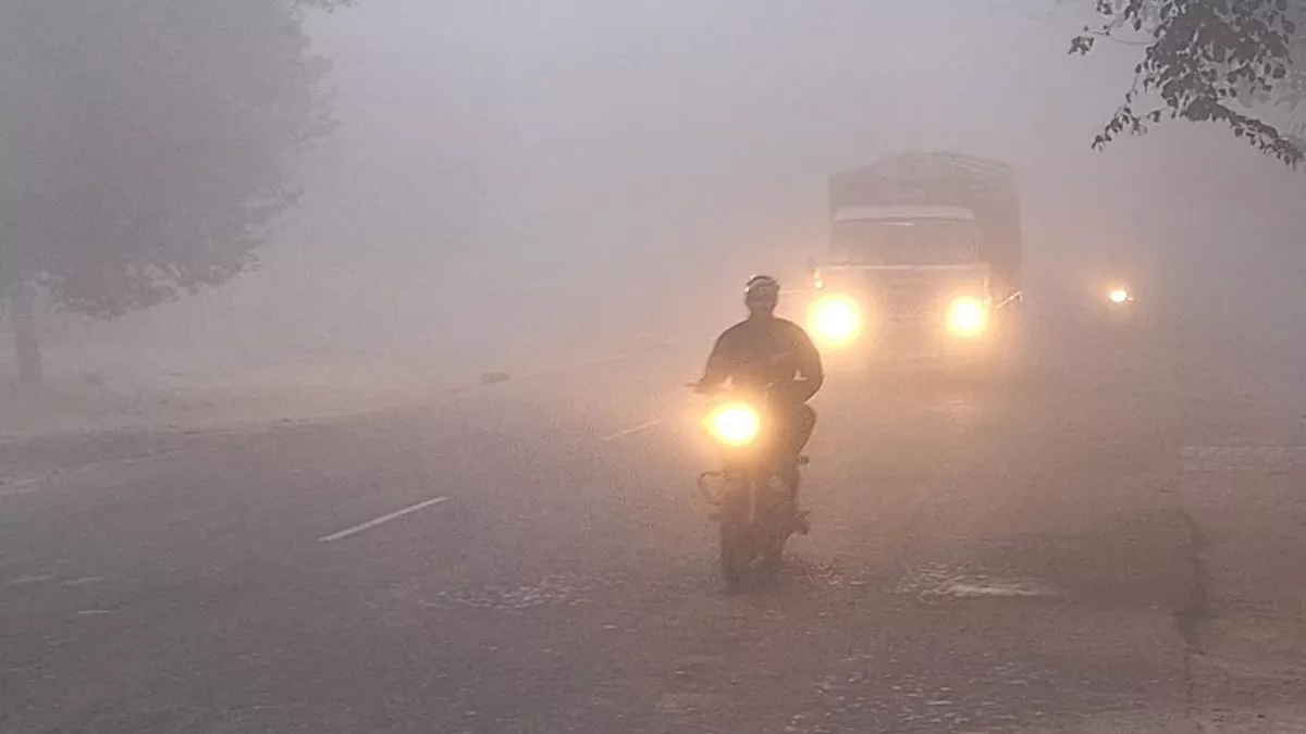 17_12_2024-meerut_hapur_road_smog_23849964 The Journalist News